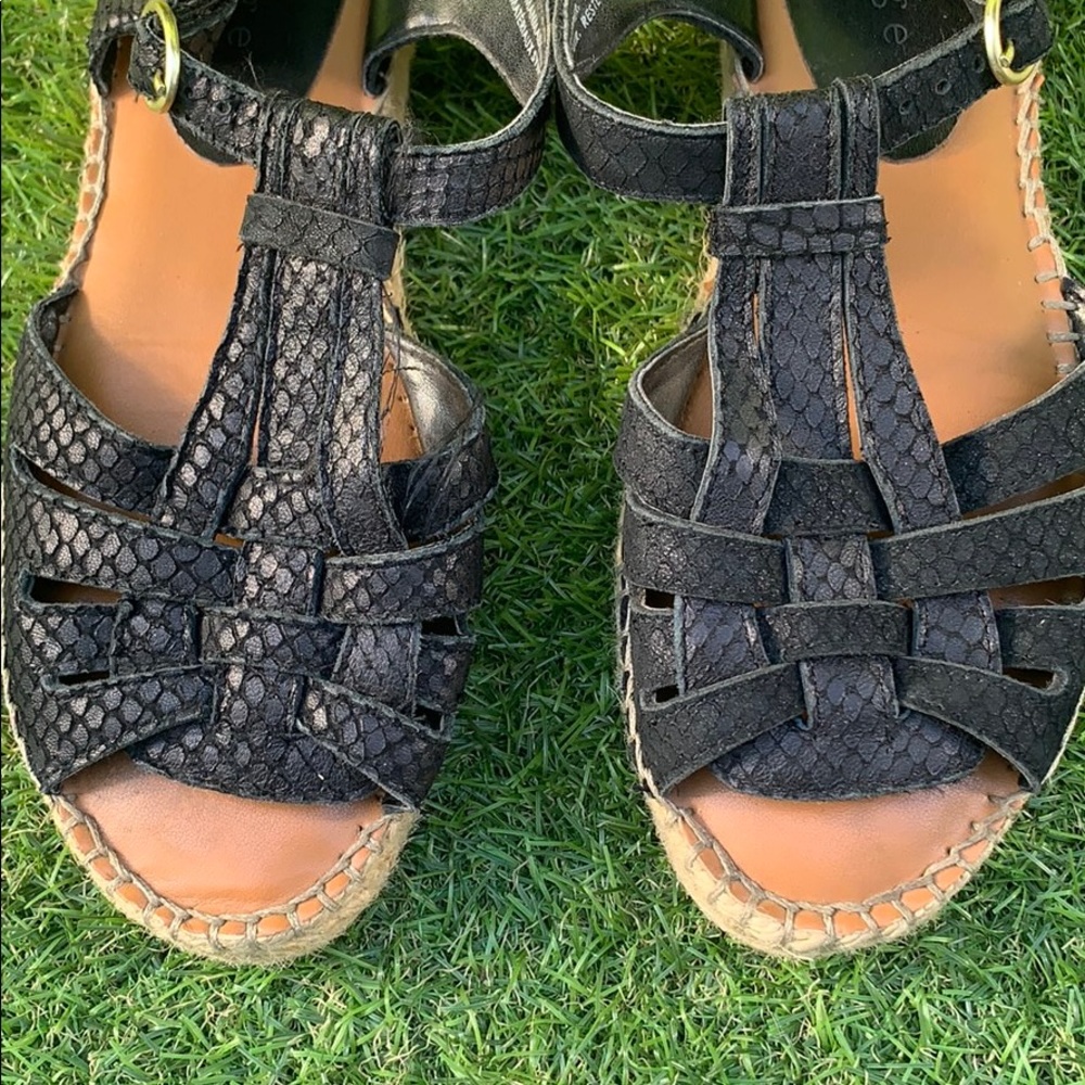 Hinge Black Espadrille Sandal - Picture 3 of 9